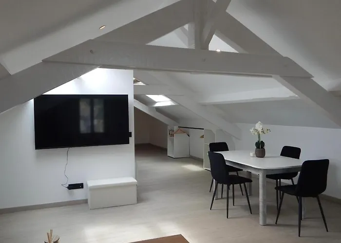 T2 4 Pers Calme Proche Lourdes Διαμέρισμα *